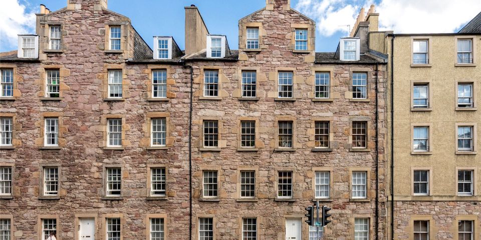 Flat 3, 15 Buccleuch Street, Edinburgh, EH8 9JN