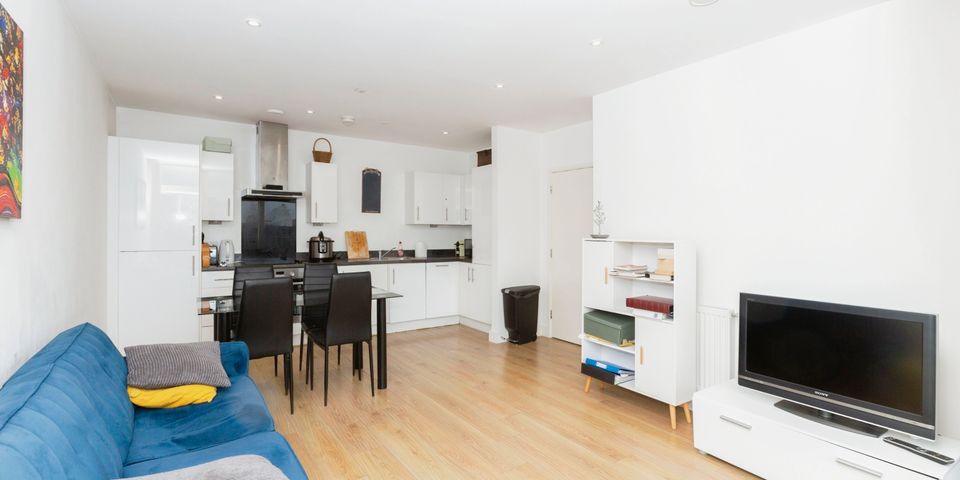 7 Pomfret Place, London, E14 0FX