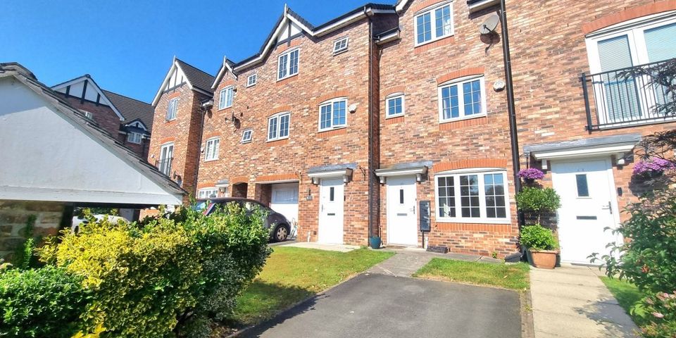Welldale Mews, Sale, M33