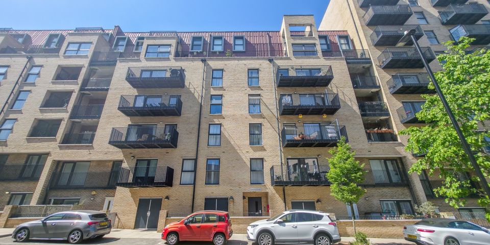 Knowles Court, 18 Brumwell Avenue, Woolwich, London, SE18
