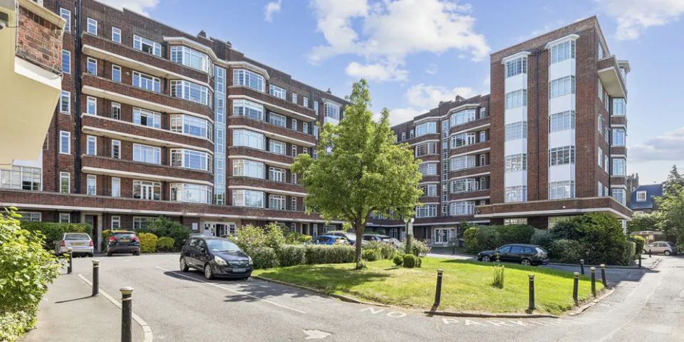 Belsize Avenue, London, NW3