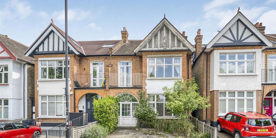 Roehampton Lane, Putney, London, SW15 5LS