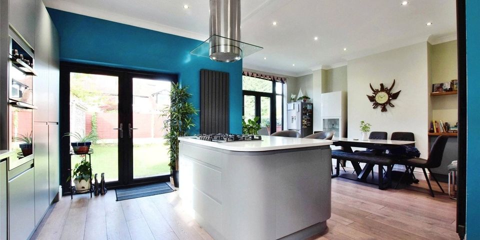 Delahays Road, Hale, Altrincham, WA15