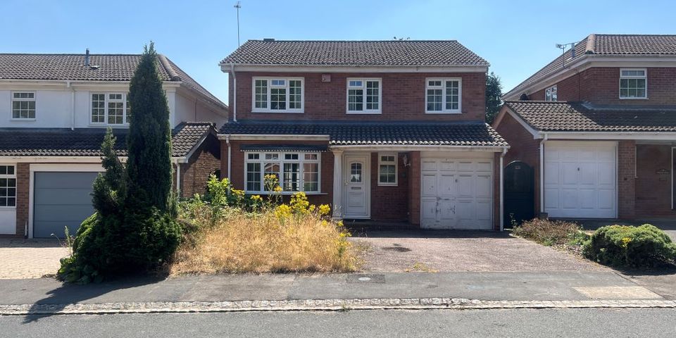 9 Nichols Close, Solihull, West Midlands, B92 0PX
