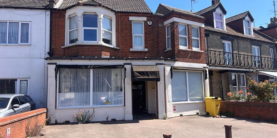 Pier Avenue, Clacton-on-Sea, Essex, CO15