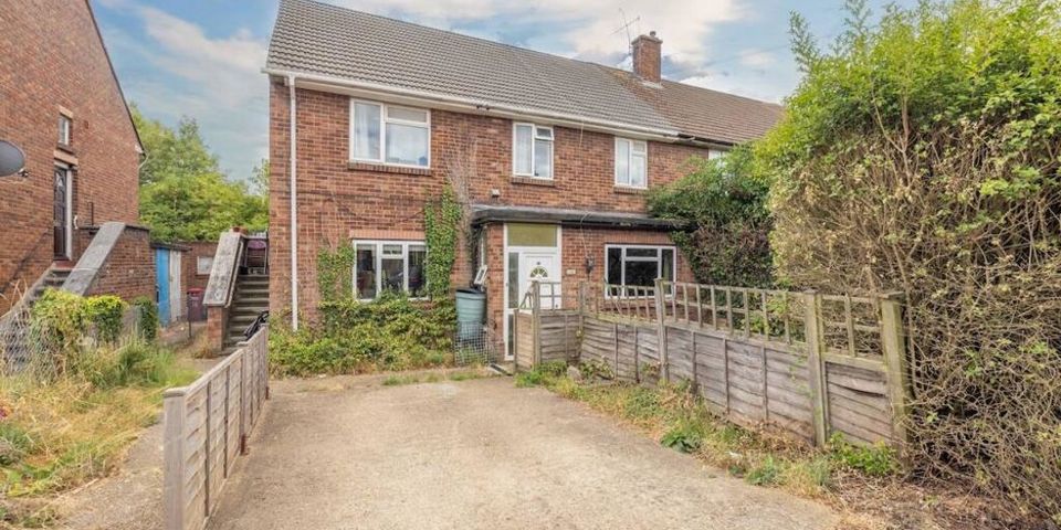 Thirlmere Avenue, Slough, Berkshire, SL1 6ED