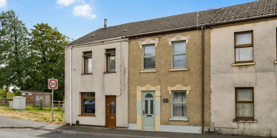 Trostre Road, Llanelli