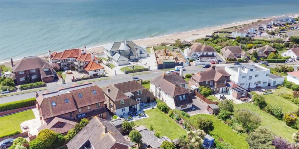 South Cliff, Bexhill On Sea, East Sussex, TN39 3EE