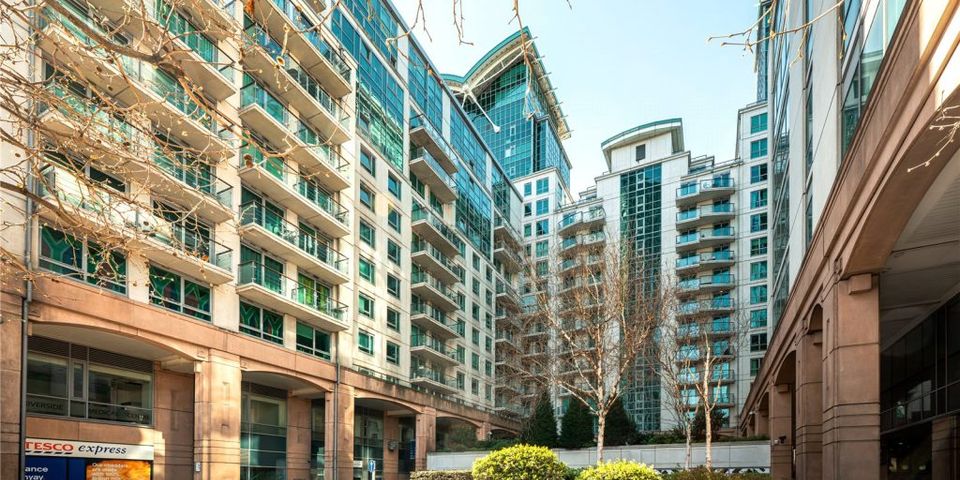 St. George Wharf, London, SW8