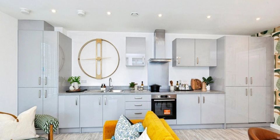St. Cloud Way, Maidenhead, Berkshire, SL6
