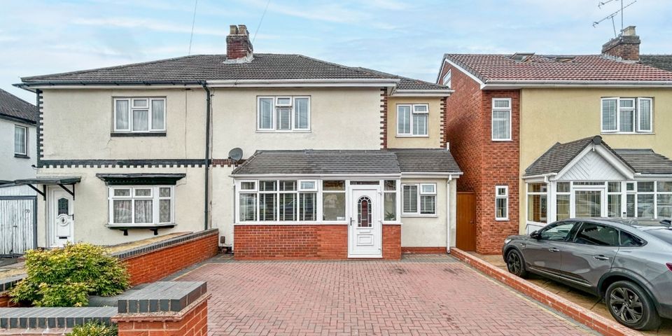 Noose Lane, Willenhall, WV13