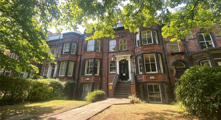 Flat 10, 15-16 Moorland Road, Leeds, West Yorkshire, LS6 1AL