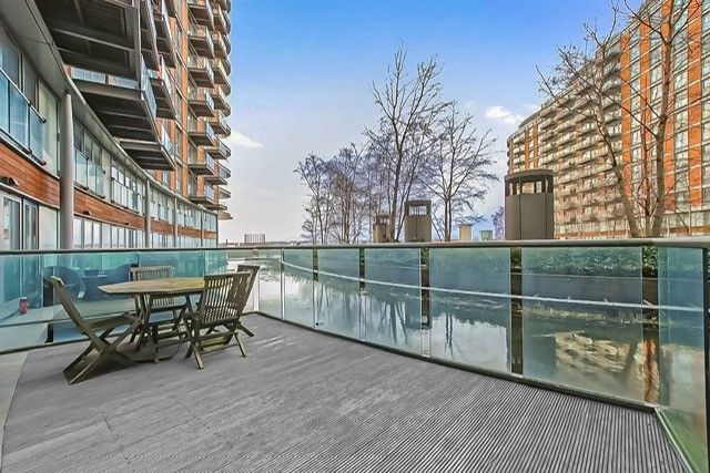 Fairmont Avenue, London, E14 9PL
