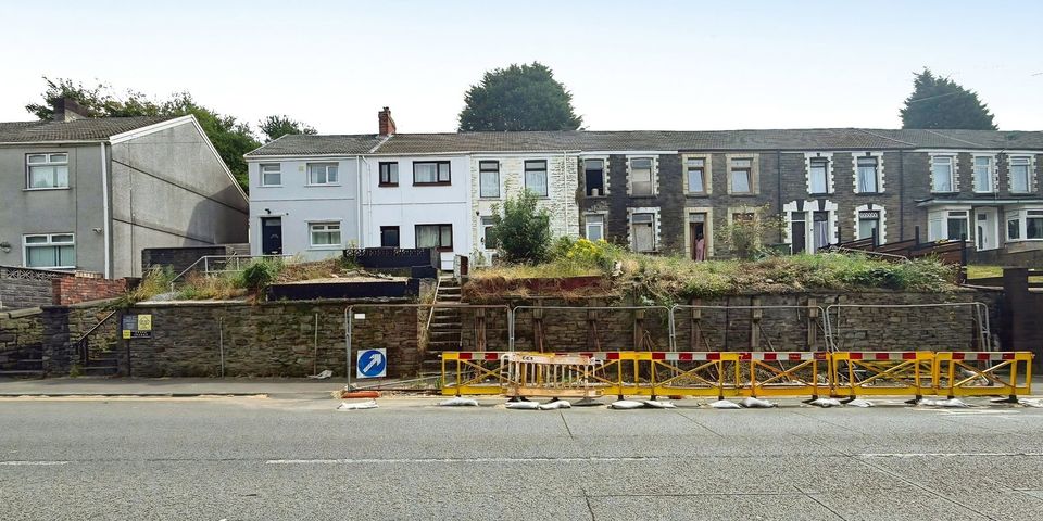 Llangyfelach Road, Brynhyfryd, Swansea, SA5 9LD