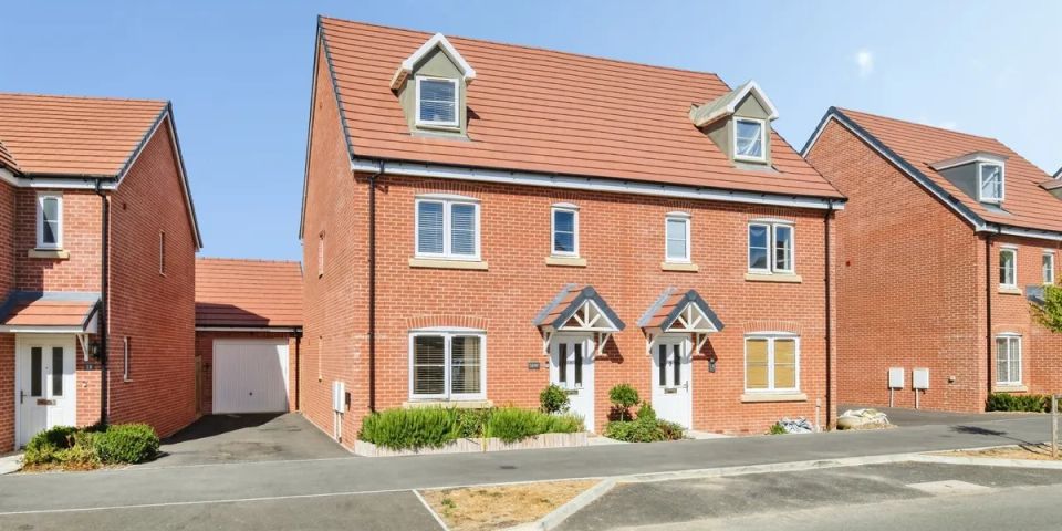 Adlam Way, Salisbury