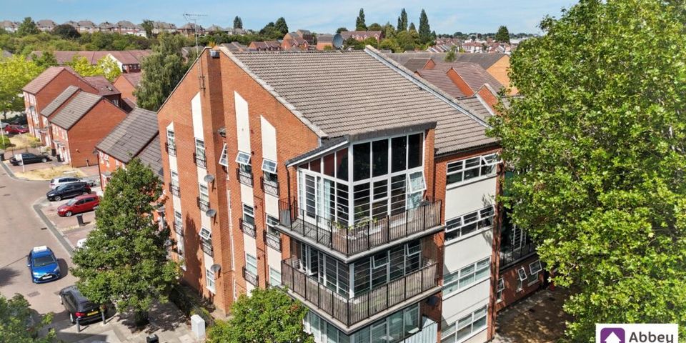 Larchmont Road, Leicester, LE4