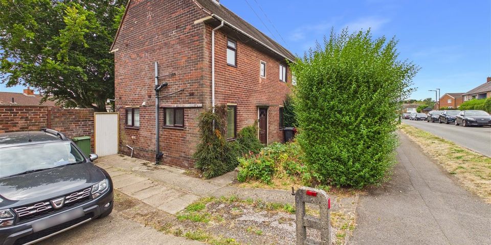 Snape Hill Crescent, Dronfield
