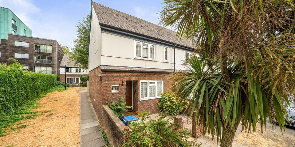 Dockley Road, London, SE16