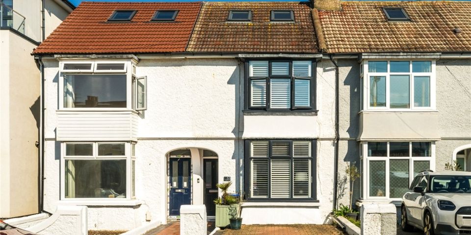 Penhill Road, Lancing, West Sussex, BN15 8HB