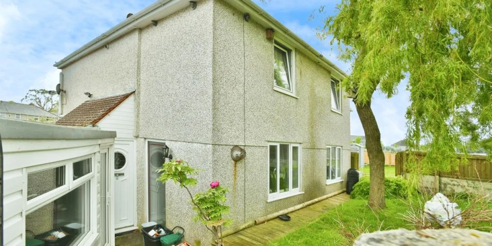Warfelton Crescent, Saltash