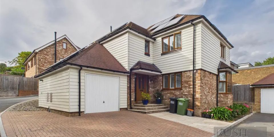 Beauharrow Road, St Leonards On Sea, East Sussex, TN37 7FH