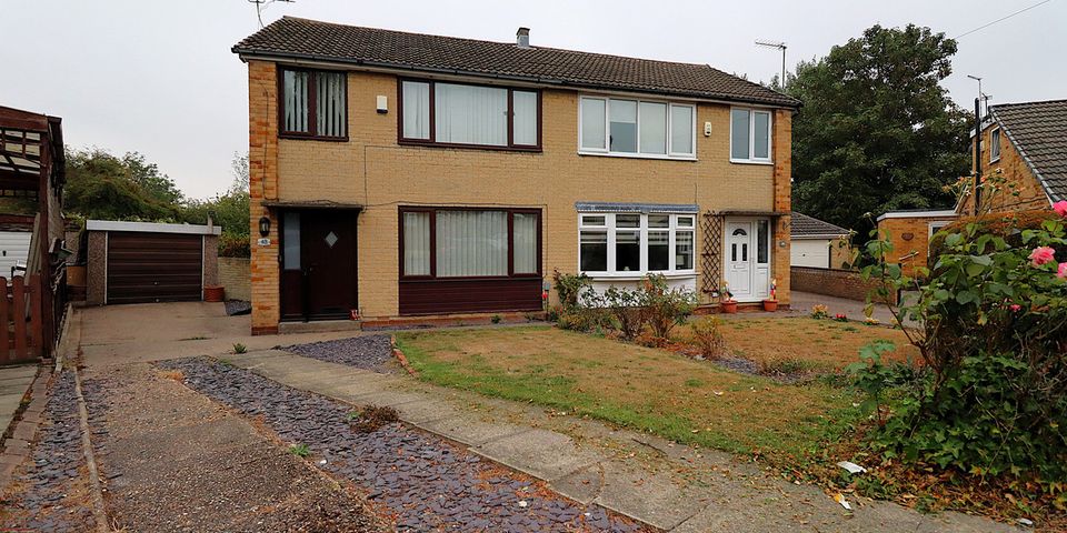 Robert Avenue, Cundy Cross Barnsley, S71