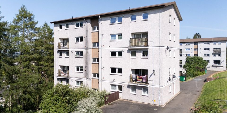 194 Strathtay Road, Perth, PH1 2ND