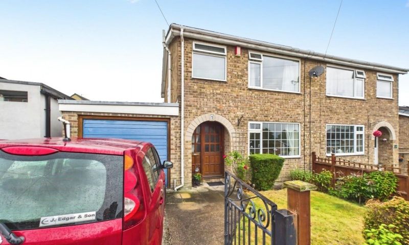 Manor Farm Close, Cottingley, BD16 1RX