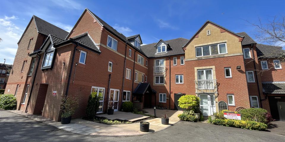 Flat 30, Sorrento Court, Wake Green Road, Moseley, Birmingham, B13 9HB