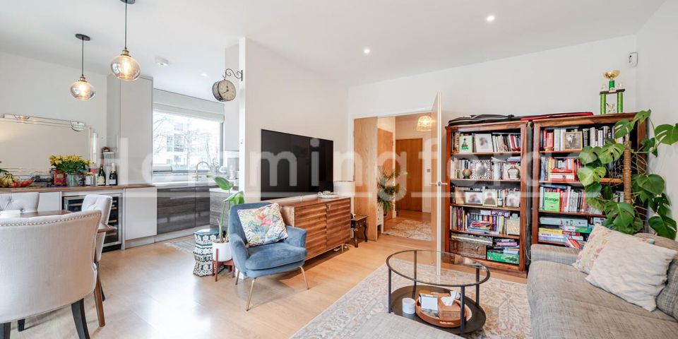 Kilburn Park Road, London, NW6 5FQ