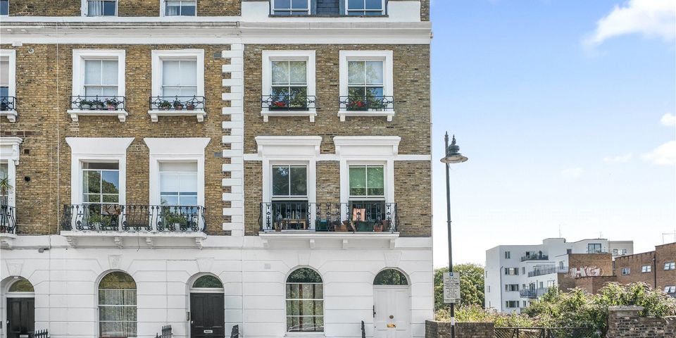 Arundel Square, London, N7