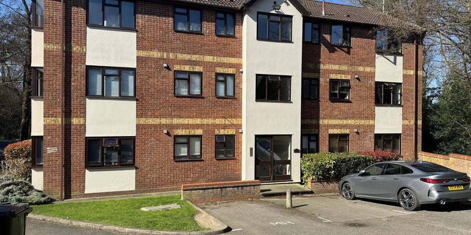 Marlborough House, Firsgrove Crescent, Brentwood, CM14 5TF
