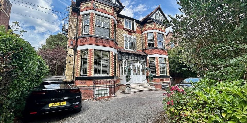 23 Parkfield Road South, Didsbury, M20