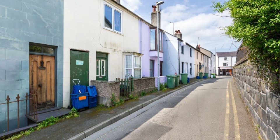 The Crescent, Bangor, Gwynedd, LL57