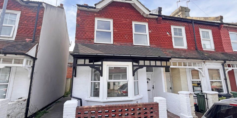Winchcombe Road, Eastbourne, BN22 8DE