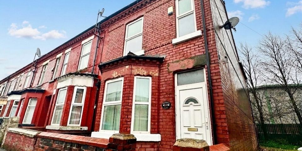 Clayton Lane, Manchester, M11