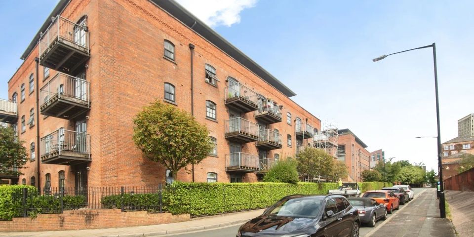 Chapeltown Street, Manchester, Greater Manchester, M1