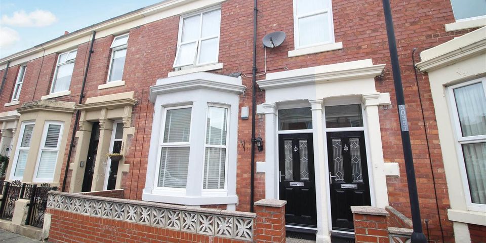42, Donkin Terrace, North Shields, NE30 2HF