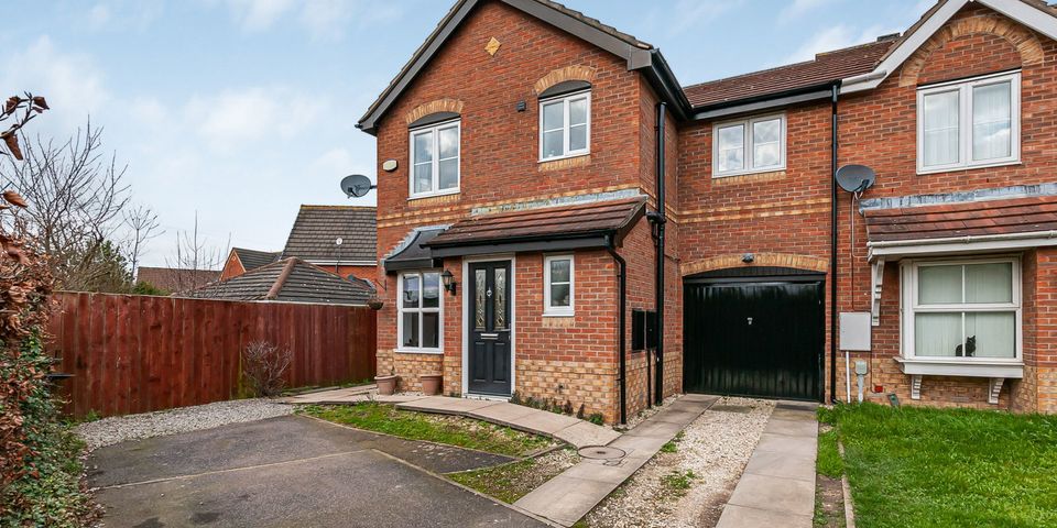 Lavender Close, Kingswood, Hull, East Riding of Yorkshire, HU7 3LA